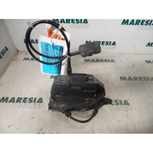 Renault - Megane Scenic - Door lock mechanism 4-door, front left