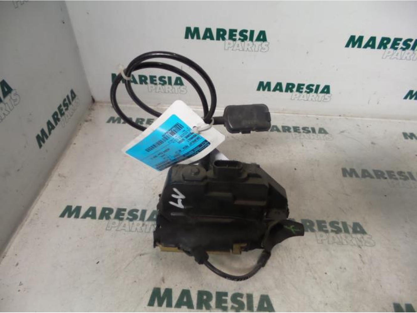 Renault - Megane Scenic - Door lock mechanism 4-door, front left