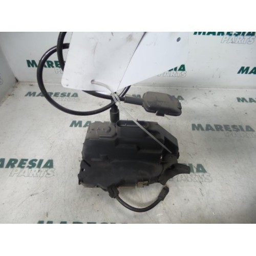 Renault - Megane Scenic - Door lock mechanism 4-door, front left