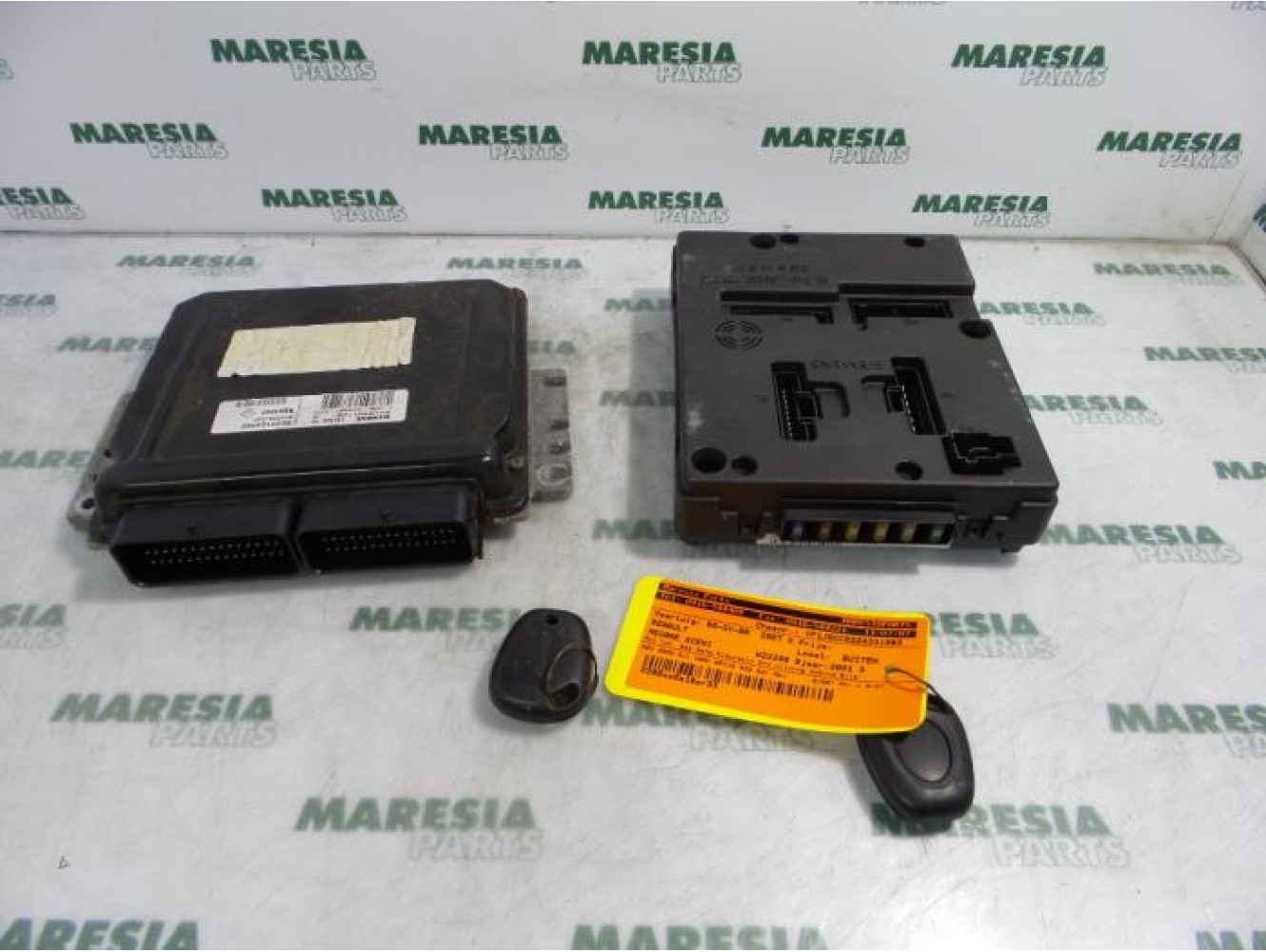 Renault - Megane Scenic - Engine management computer
