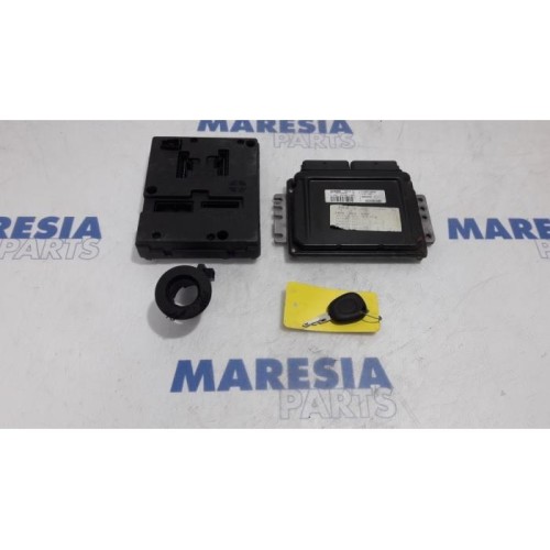 Renault - Megane Scenic - Engine management computer