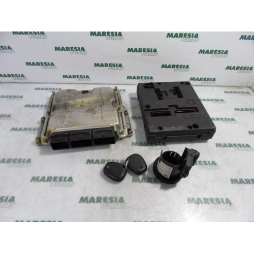 Renault - Megane Scenic - Engine management computer