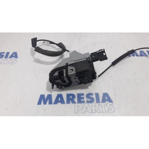 Citroen - C5 - Rear door lock mechanism 4-door, left