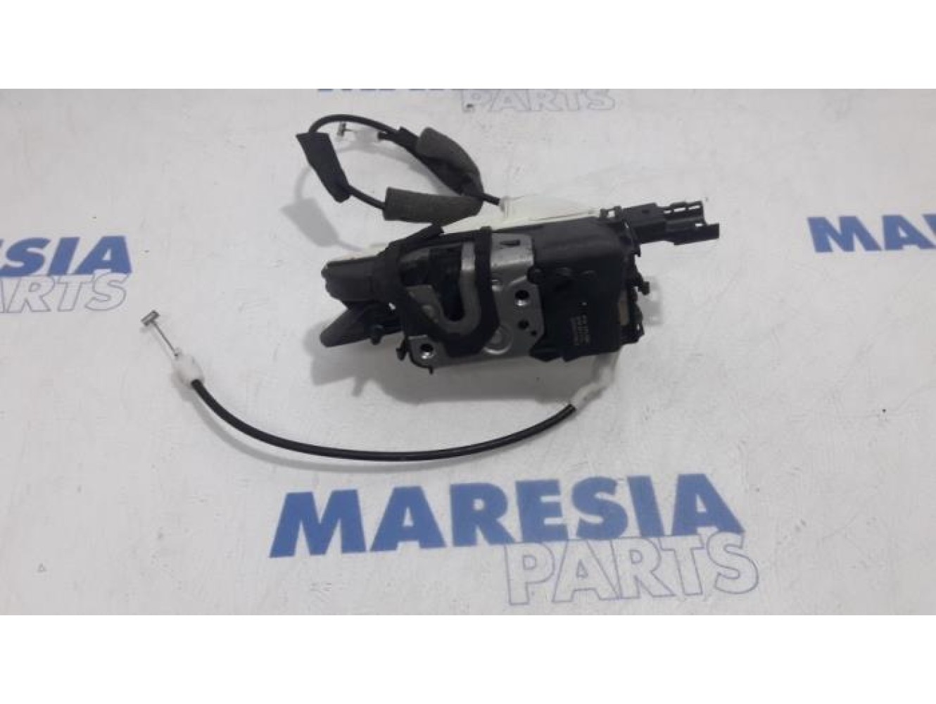 Citroen - C5 - Door lock mechanism 4-door, front left