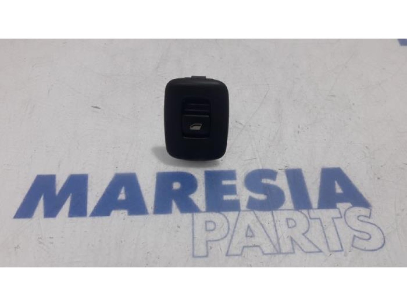 Citroen - C5 - Electric window switch