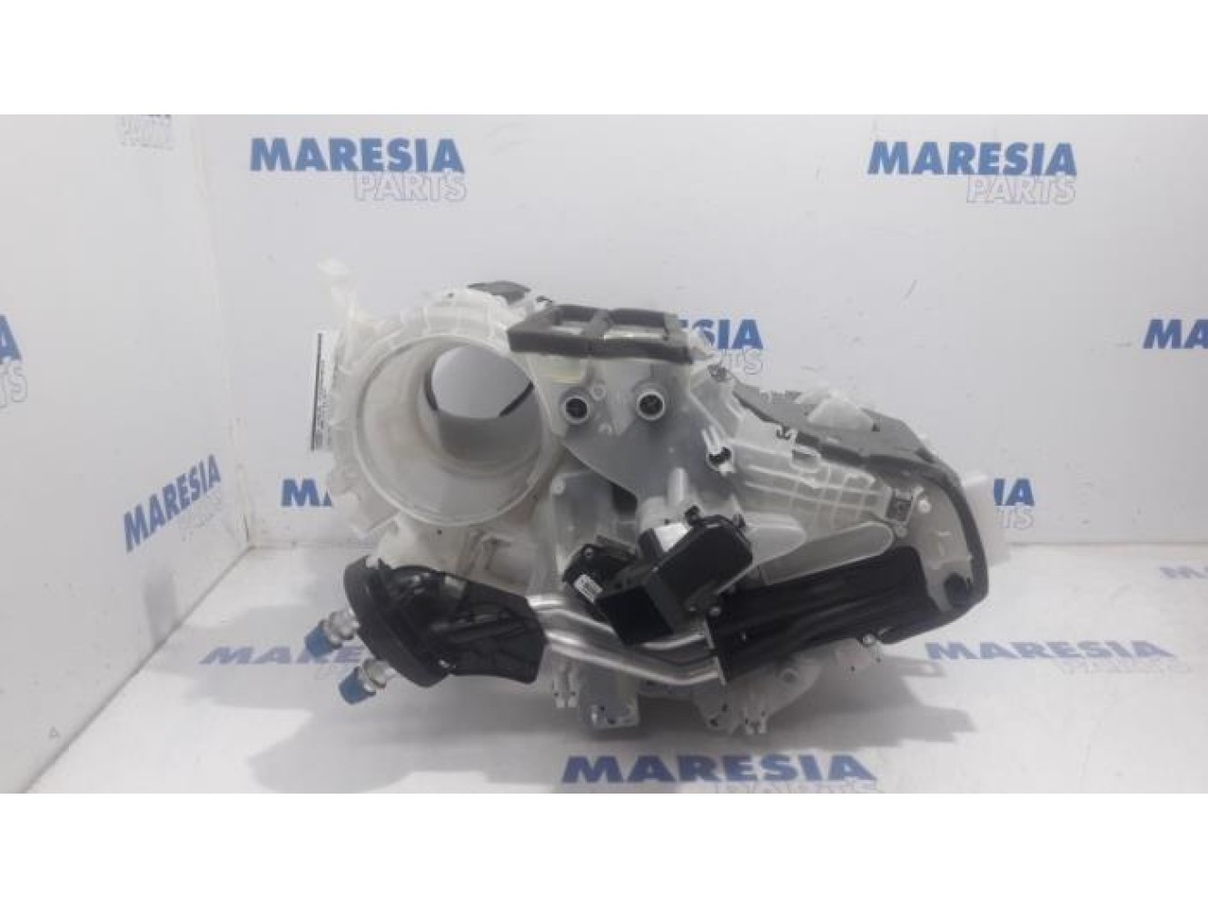 Peugeot - 2008 - Heater housing