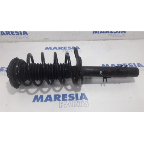 Peugeot - 2008 - Front shock absorber rod, right