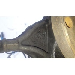 Peugeot - 2008 - Knuckle, front left