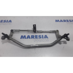 Peugeot - 2008 - Wiper mechanism