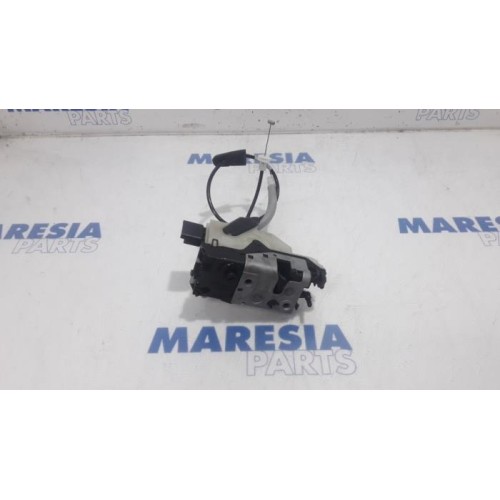 Peugeot - 2008 - Front door lock mechanism 4-door, right