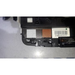 Peugeot - 2008 - Steering column stalk