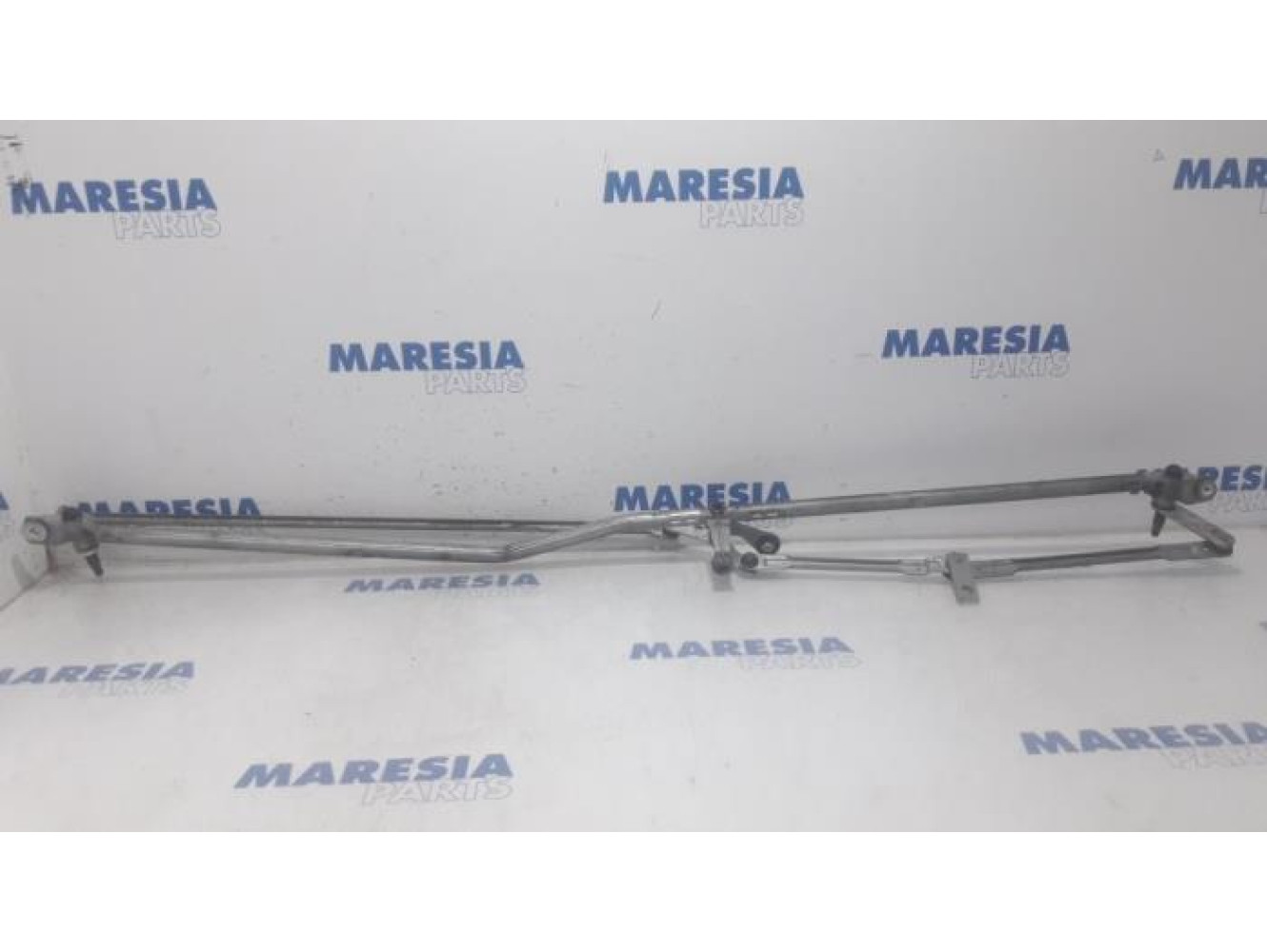 Peugeot - 308 - Wiper mechanism