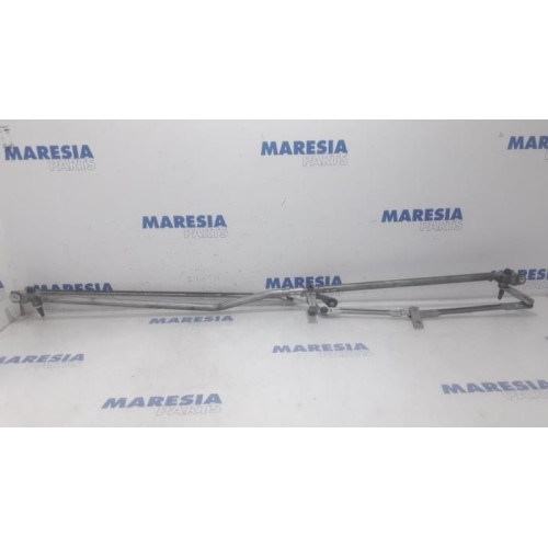 Peugeot - 308 - Wiper mechanism