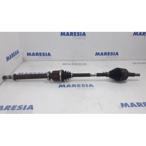 Renault - Megane - Front drive shaft, right