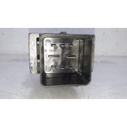 Renault - Megane - Glow plug relay
