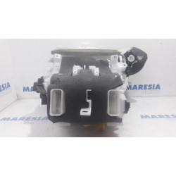 Peugeot - 2008 - Heater housing