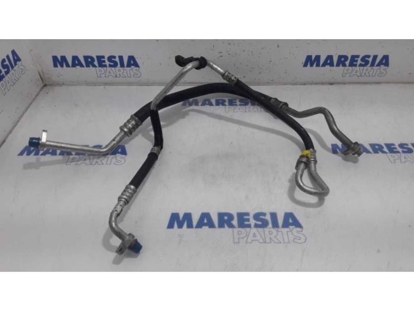 Renault - Megane - Air conditioning line
