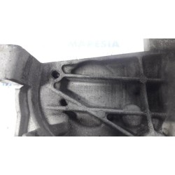 Renault - Megane Scenic - Engine mount