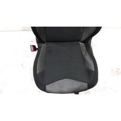 Peugeot - 308 - Sitz links
