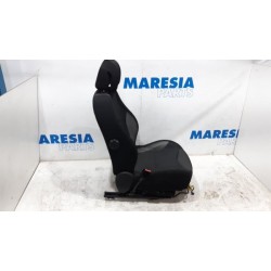 Peugeot - 308 - Sitz links