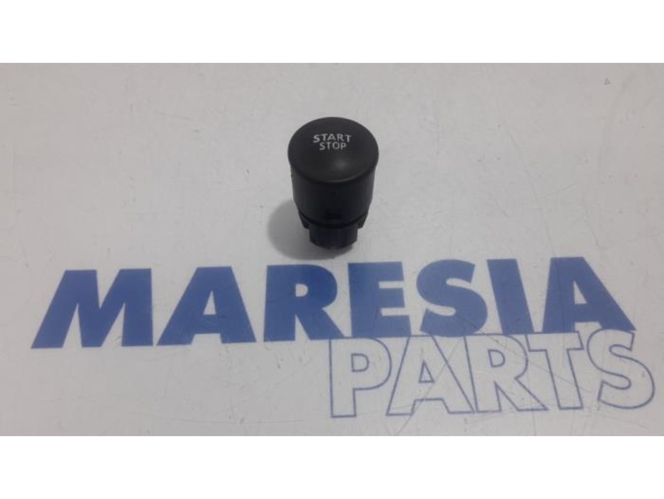Renault - Megane - Start/Stopp Schalter