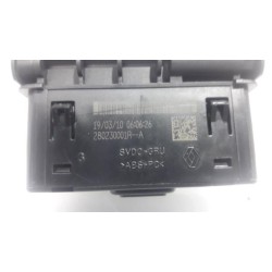 Renault - Megane - AUX/USB aansluiting