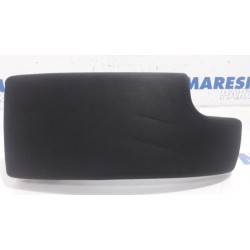 Renault - Megane - Armrest