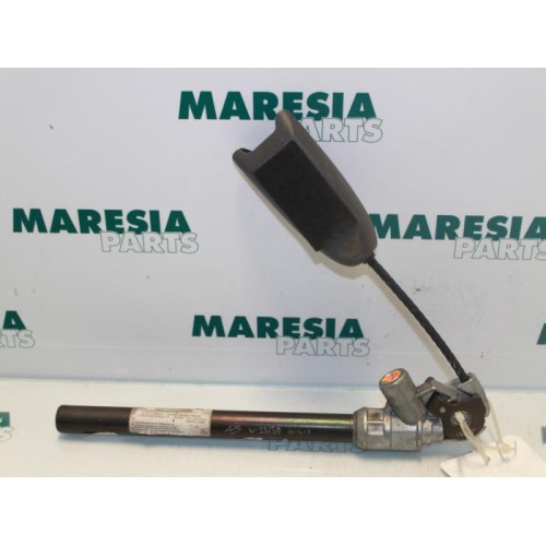 Renault - Megane Scenic - Gordelspanner links