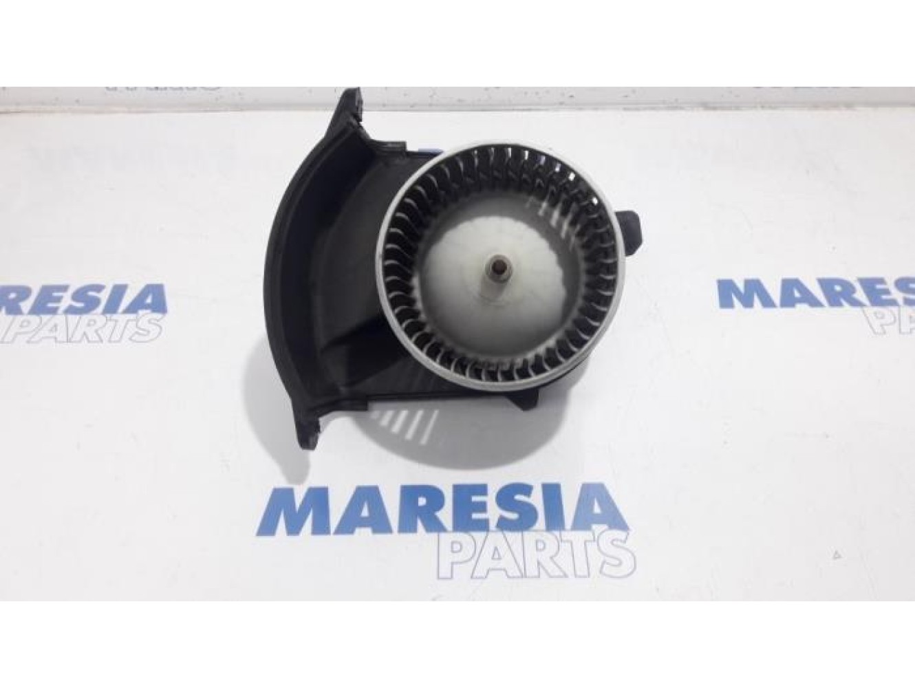 Renault - Kangoo - Heating and ventilation fan motor