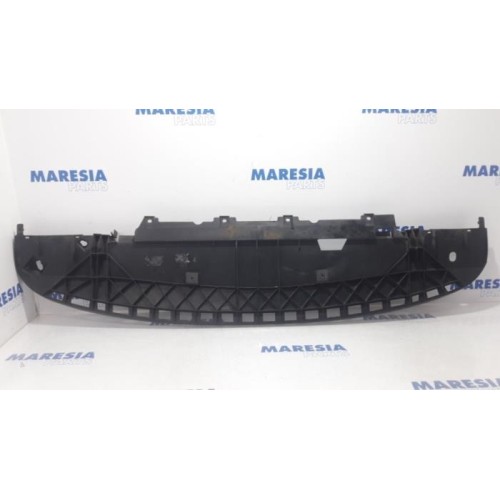 Renault - Kangoo - Engine protection panel