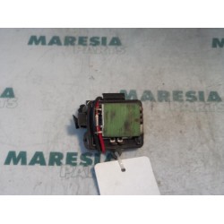 Renault - Clio - Heater resistor