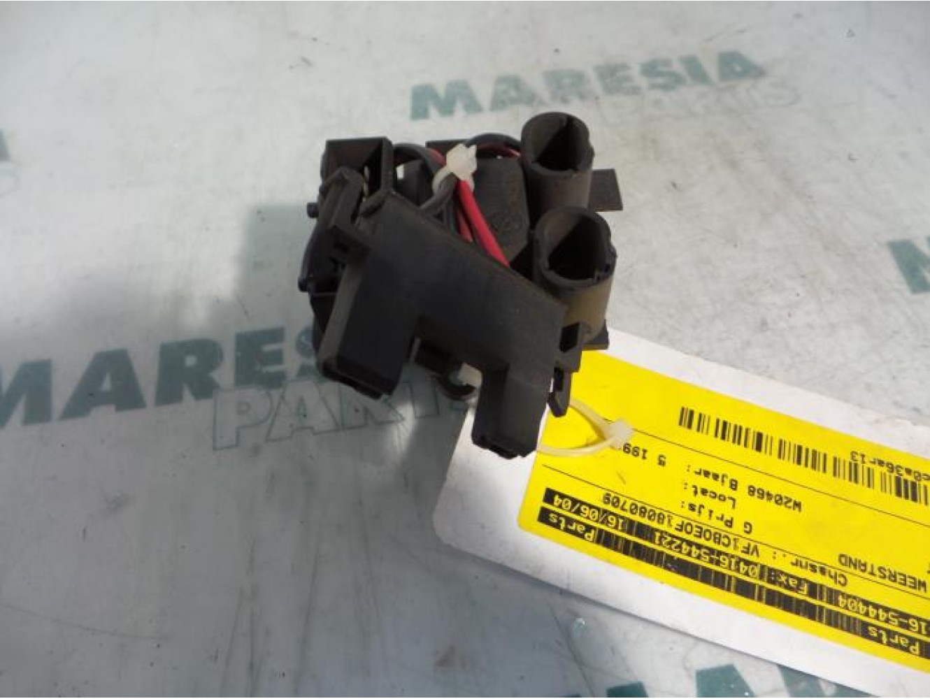 Renault - Clio - Heater resistor