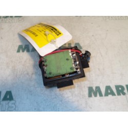 Renault - Clio - Heater resistor