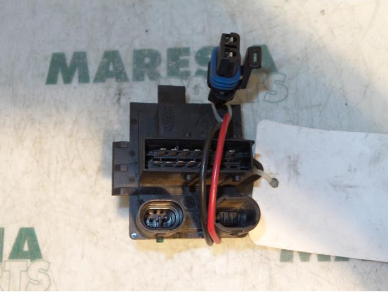 Renault - Clio - Heater resistor