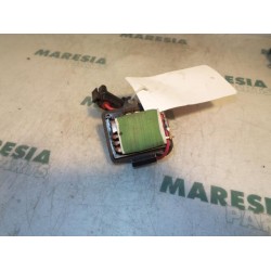 Renault - Clio - Heater resistor