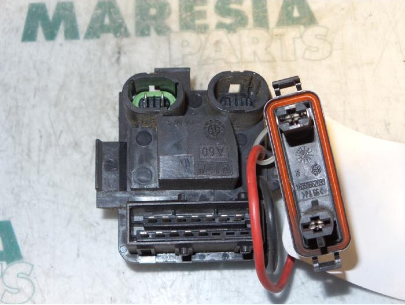Renault - Clio - Heater resistor