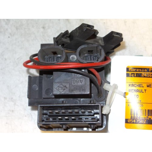 Renault - Clio - Heater resistor