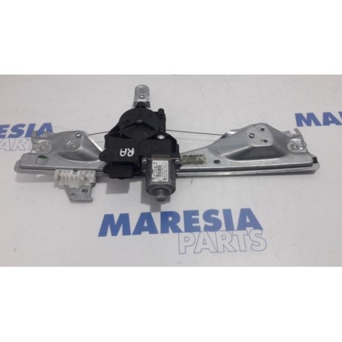 Peugeot - 308 - Rear door window mechanism 4-door, right