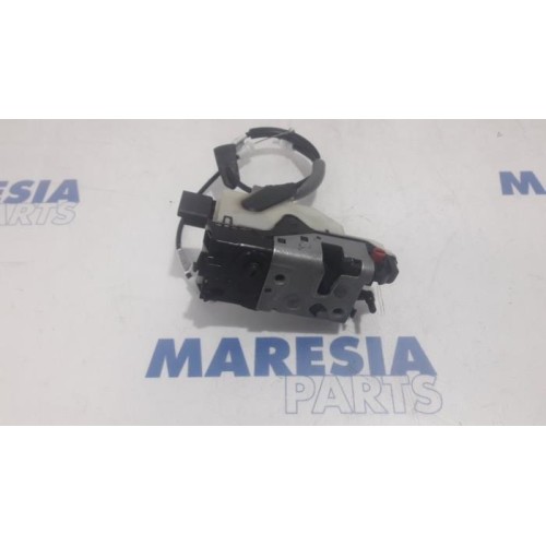 Peugeot - 2008 - Rear door mechanism 4-door, right