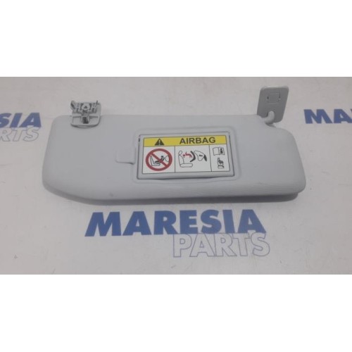 Peugeot - 2008 - Sun visor