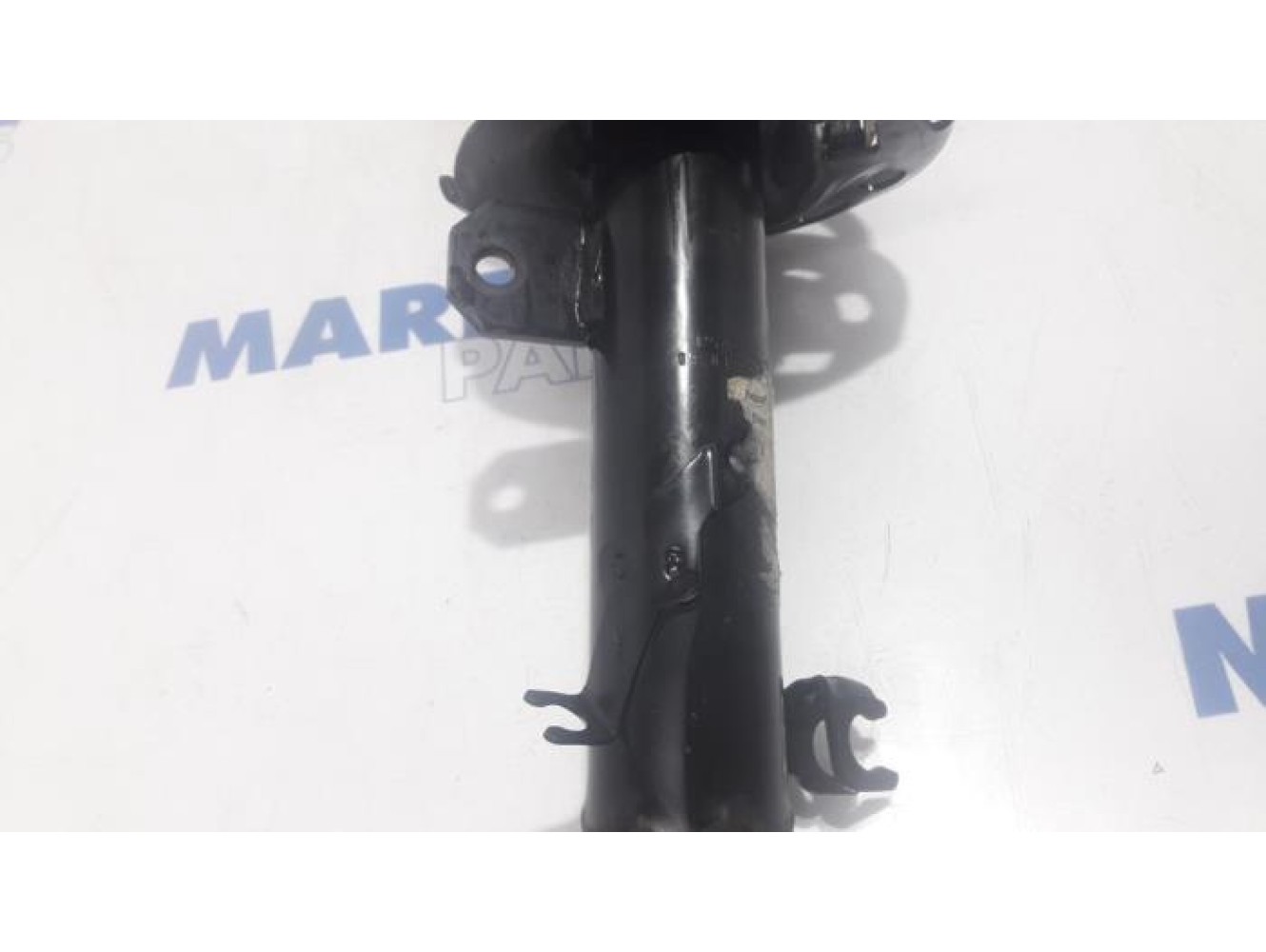 Peugeot - 2008 - Front shock absorber rod, right