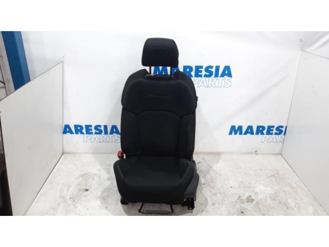 Citroen - C5 - Stoel links