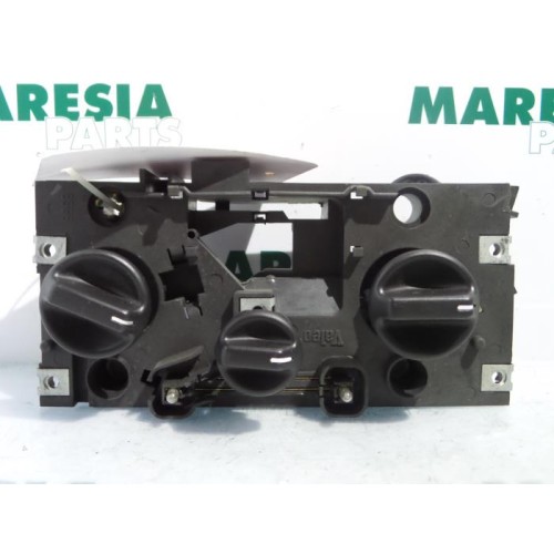 Alfa Romeo - 145/146 - Heater control panel
