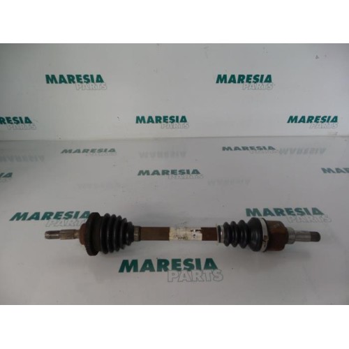 Peugeot - 206 - Front drive shaft, left