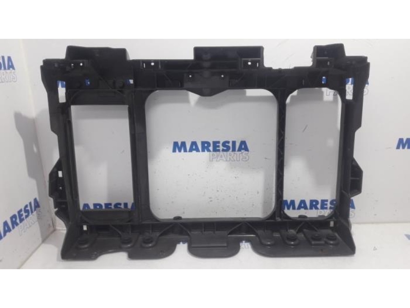 Peugeot - 508 - Front panel