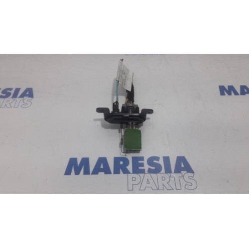 Opel - Movano - Heater resistor
