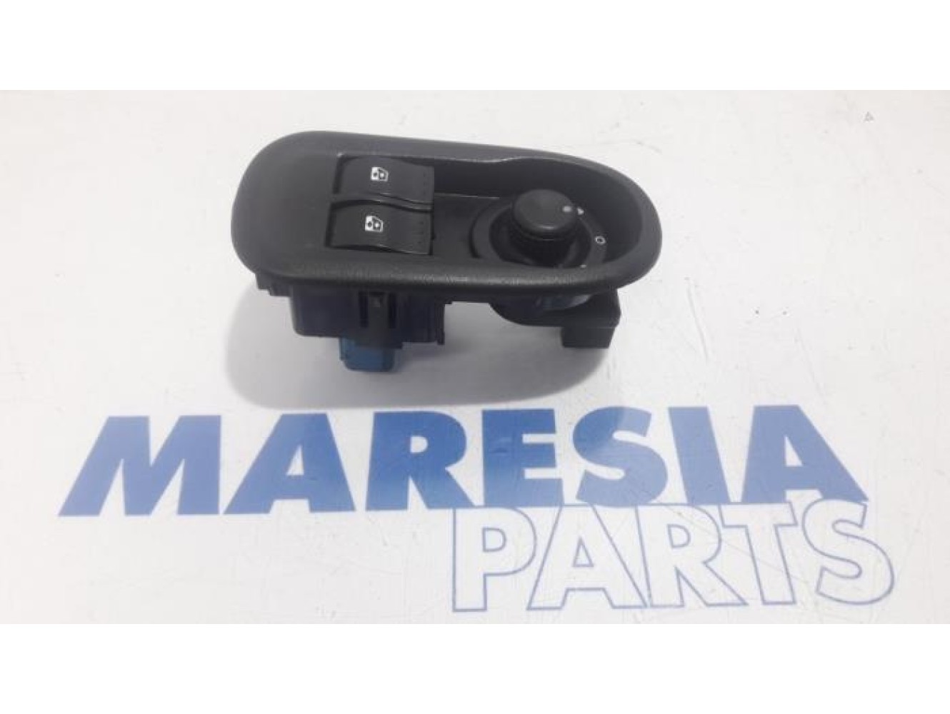 Opel - Movano - Multi-functional window switch