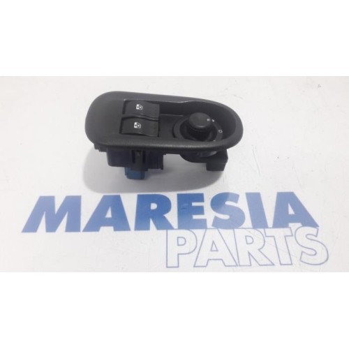 Opel - Movano - Multi-functional window switch