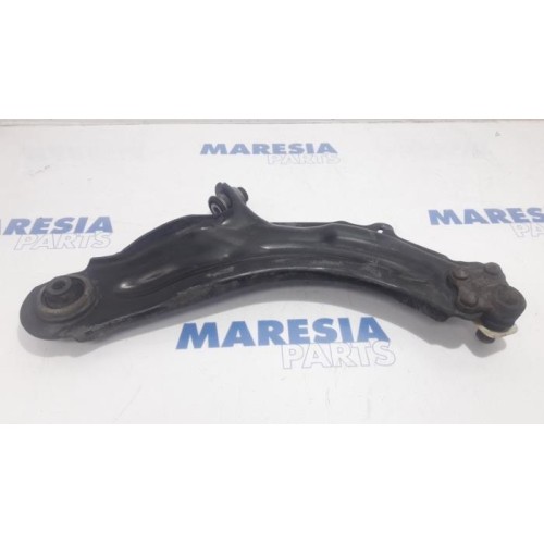 Renault - Kangoo - Front lower wishbone, left