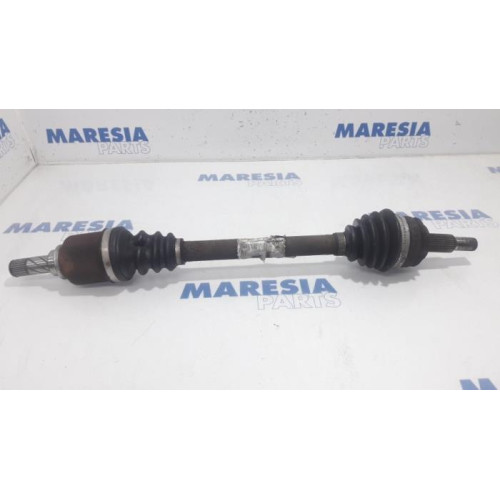 Renault - Kangoo - Antriebswelle links vorne